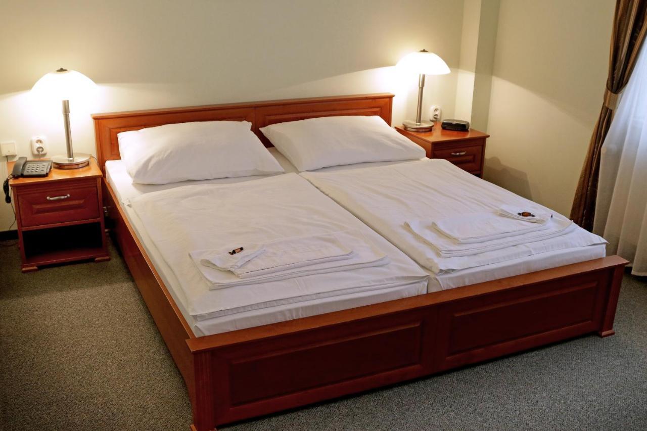 Hotel Grand 3*